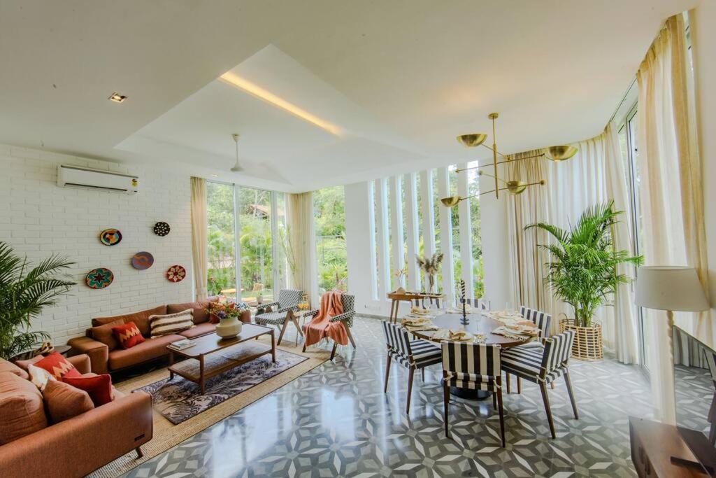 Presidential Luxury Villa Anjuna With Pvt Pool & Bathtub, Most Prime Location Екстер'єр фото